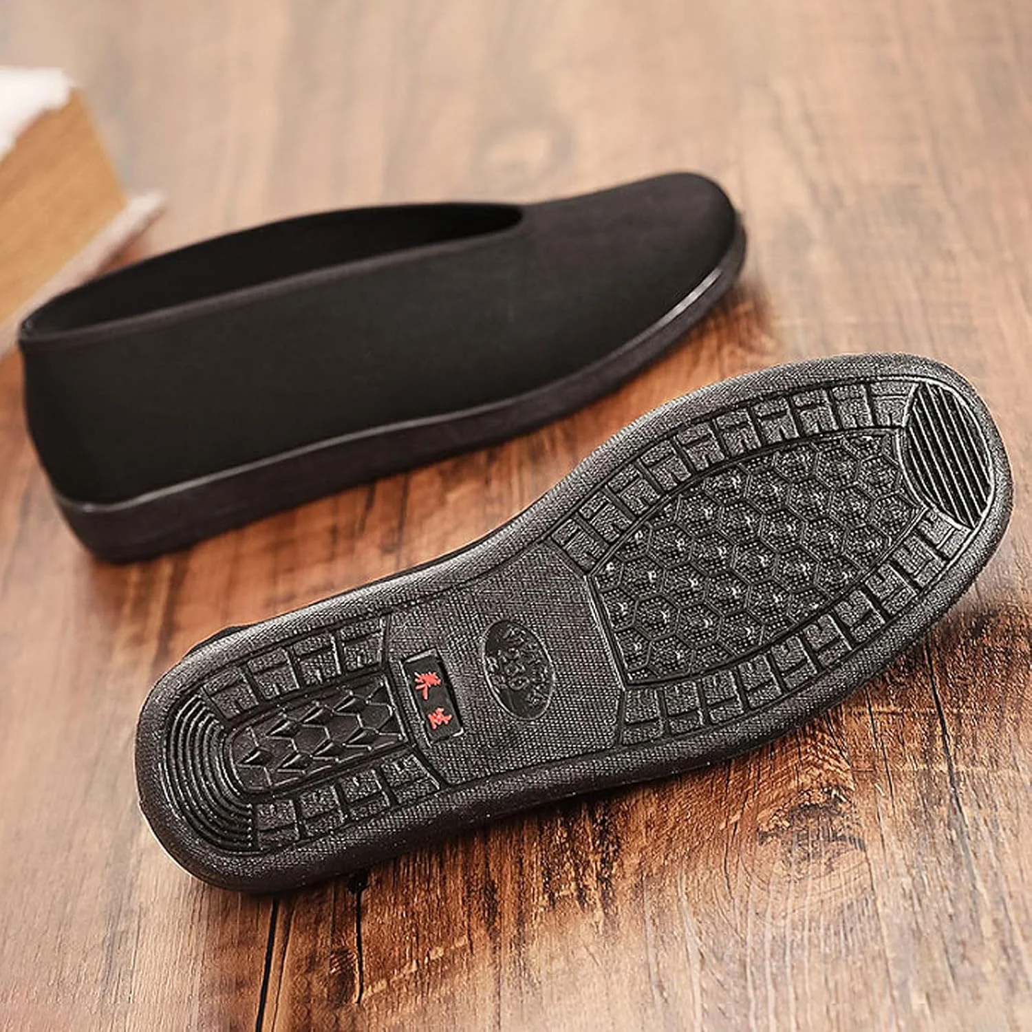 کفش های تای چی هنرهای رزمی کونگ فو، کفش پارچه ای تای چی، دمپایی انعطاف پذیر هنرهای رزمی، کشش خوب، سبک و راحت، برای استفاده روزانه، کار، ورزش، پیاده روی کفش های تای چی هنرهای رزمی کونگ فو، کفش پارچه ای تای چی، دمپایی انعطاف پذیر هنرهای رزمی، کشش خوب، سبک و راحت، برای استفاده روزانه، کار، ورزش، پیاده روی