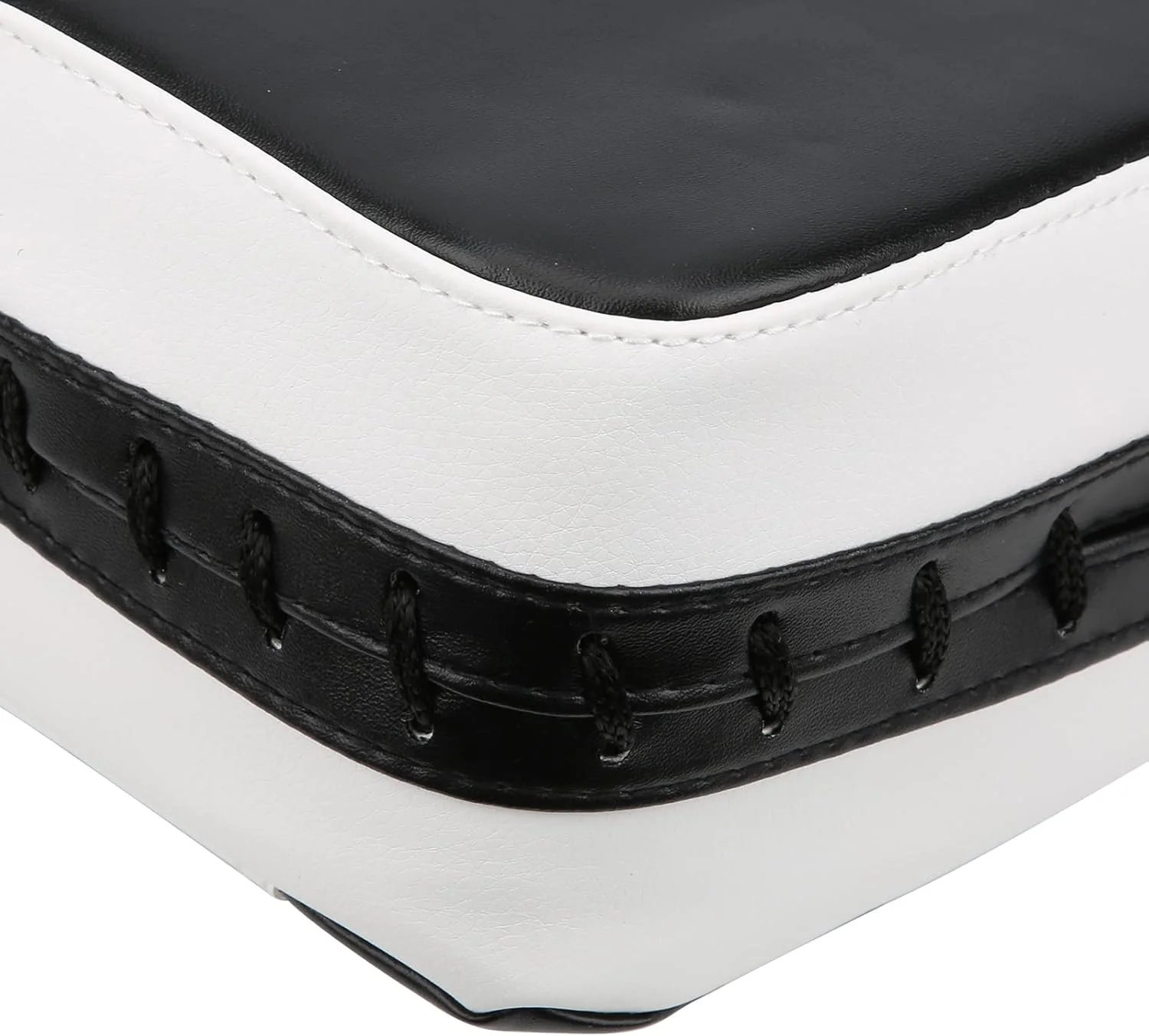 محافظ خمیده هنرهای رزمی ترکیبی موی تای فوکتی برای تمرین مشت زنی، دفاع و لگد زدن، سبک وزن و ضربه گیر | لایه گذاری اضافی برای تمرینات مبارزه ای، کیک بوکسینگ و دفاع شخصی