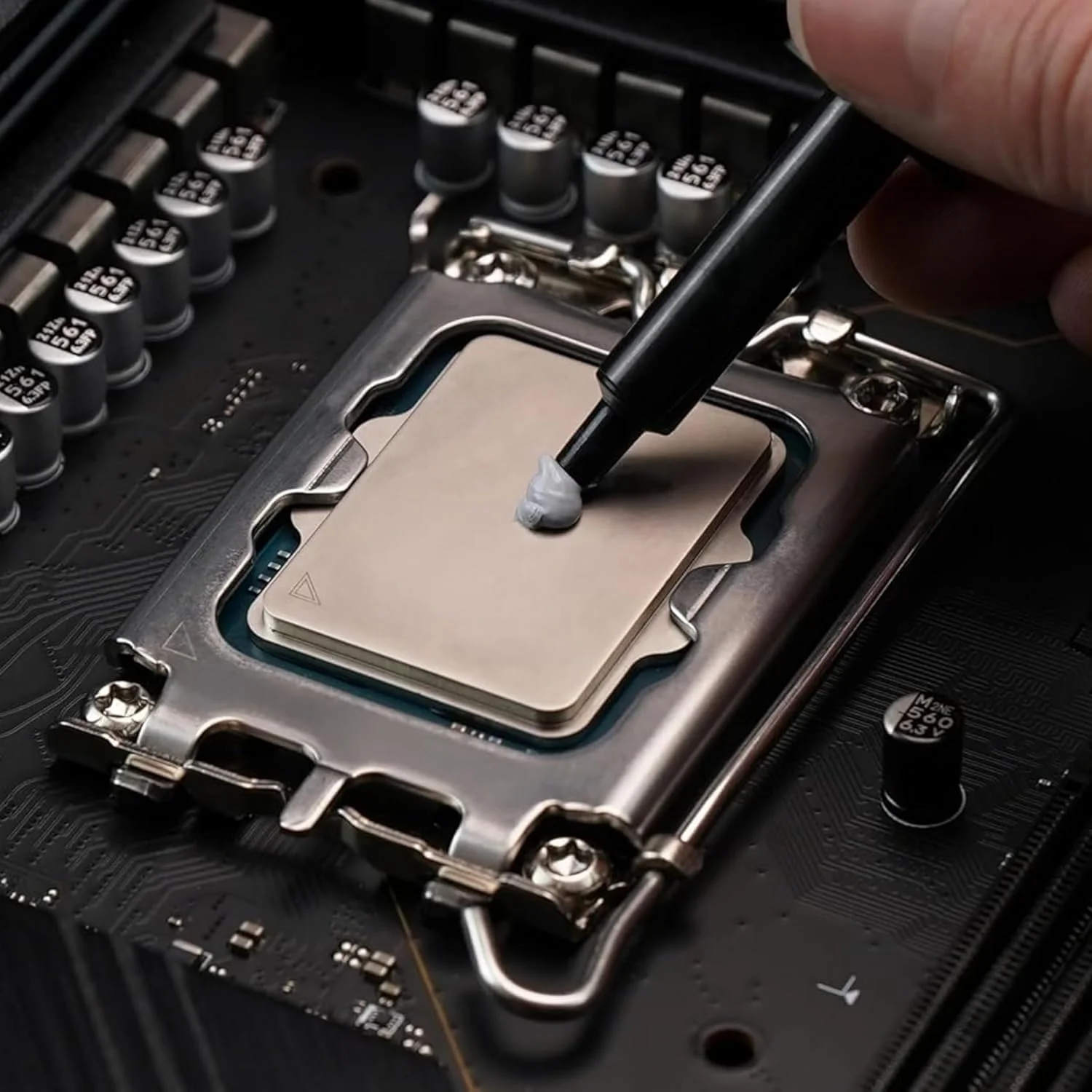 خمیر حرارتی: خمیر حرارتی با عملکرد عالی برای همه پردازنده ها (CPU و GPU)، رسانایی حرارتی بسیار بالا (6W/mk)، دوام طولانی، استفاده ایمن، غیر رسانا - وزن خالص 1.5 گرم خمیر حرارتی: خمیر حرارتی با عملکرد عالی برای همه پردازنده ها (CPU و GPU)، رسانایی حرارتی بسیار بالا (6W/mk)، دوام طولانی، استفاده ایمن، غیر رسانا - وزن خالص 1.5 گرم