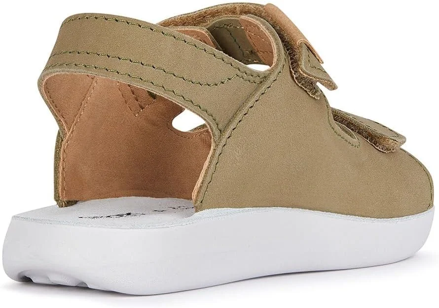 صندل پسرانه جیوکس مدل لایت فلاپی صندل پسرانه جیوکس مدل لایت فلاپی