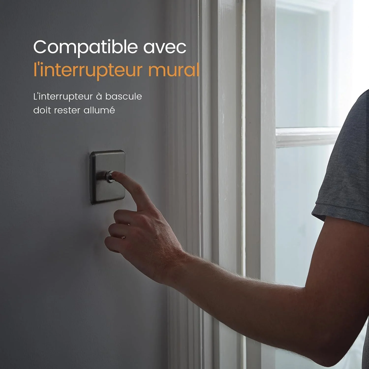 آینه حمام EMKE با نورپردازی، 45 x 60 سانتی متر، 3000K/6500K، ضد بخار با کلید راکر، IP44، آینه دیواری اقتصادی