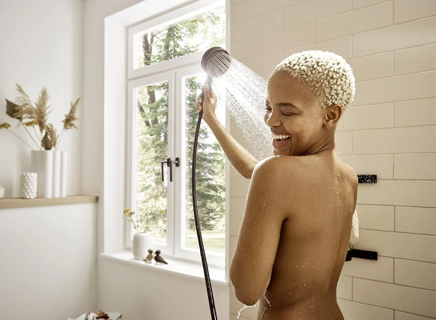 مجموعه دوش دستی 6 اینچی هانسگروهه مدل Pulsify با 3 حالت پاشش مدرن PowderRain، IntenseRain، ماساژ نبضی با QuickClean به همراه شلنگ، رنگ مشکی مات، 2.5 GPM، 04917670 مجموعه دوش دستی 6 اینچی هانسگروهه مدل Pulsify با 3 حالت پاشش مدرن PowderRain، IntenseRain، ماساژ نبضی با QuickClean به همراه شلنگ، رنگ مشکی مات، 2.5 GPM، 04917670