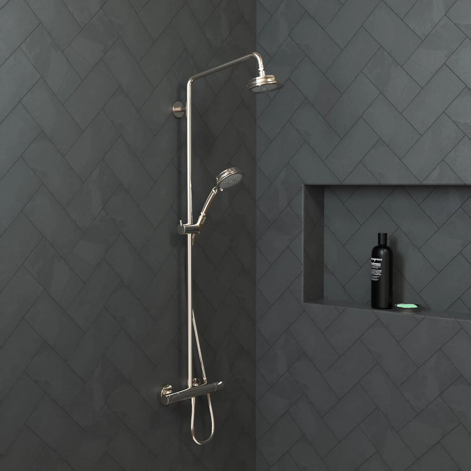 سردوش حمام هانسگروهه کروما 100 کلاسیک 5 اینچی نصب آسان، کلاسیک 3 حالته، ماساژ نبضی کامل، توربو شدید، تمیز کردن آسان با QuickClean، نیکل پولیش شده، 04070830