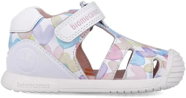 صندل دخترانه بایومکانیکس مدل 252110 صندل دخترانه بایومکانیکس مدل 252110