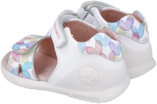 صندل دخترانه بایومکانیکس مدل 252141 صندل دخترانه بایومکانیکس مدل 252141