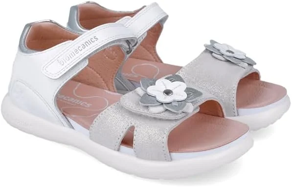 صندل دخترانه بایومکانیکس مدل 252240 صندل دخترانه بایومکانیکس مدل 252240