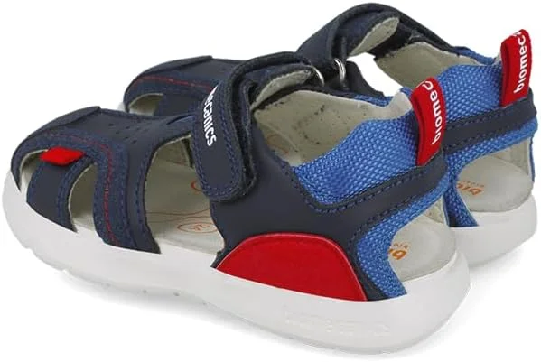 صندل پسرانه بایومکانیکس مدل 252213 صندل پسرانه بایومکانیکس مدل 252213