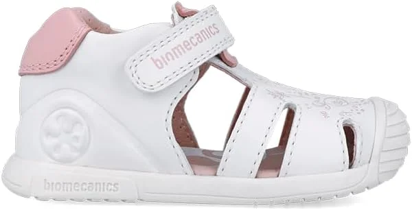 صندل دخترانه بایومکانیکس مدل 252108 صندل دخترانه بایومکانیکس مدل 252108