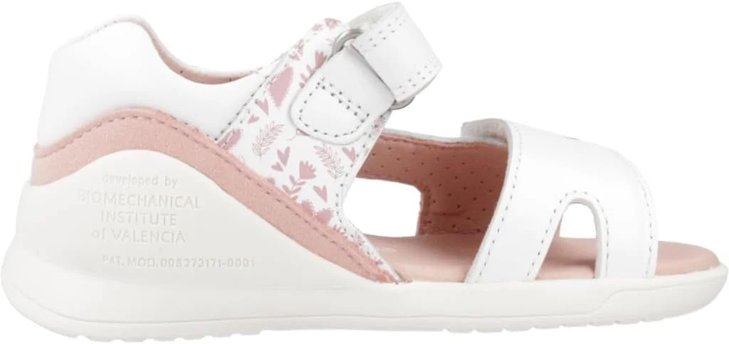 صندل دخترانه بایومکانیکس مدل 242143 صندل دخترانه بایومکانیکس مدل 242143