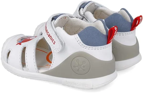 صندل پسرانه بایومکانیکس مدل 252118 صندل پسرانه بایومکانیکس مدل 252118