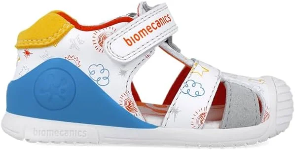 صندل پسرانه بایومکانیکس مدل 252116 صندل پسرانه بایومکانیکس مدل 252116