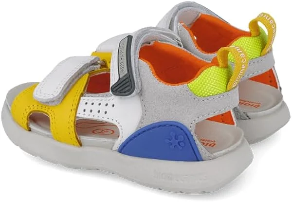 صندل پسرانه بایومکانیکس مدل 252218 صندل پسرانه بایومکانیکس مدل 252218