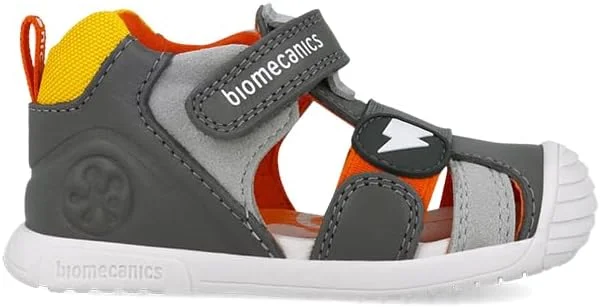 صندل پسرانه بایومکانیکس مدل 252125 صندل پسرانه بایومکانیکس مدل 252125