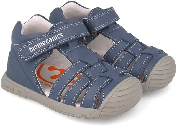 صندل پسرانه بایومکانیکس مدل 252123 صندل پسرانه بایومکانیکس مدل 252123