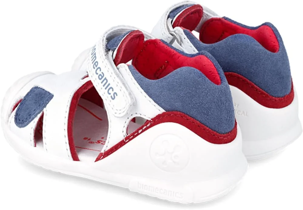 صندل پسرانه بایومکانیکس مدل 242124 صندل پسرانه بایومکانیکس مدل 242124