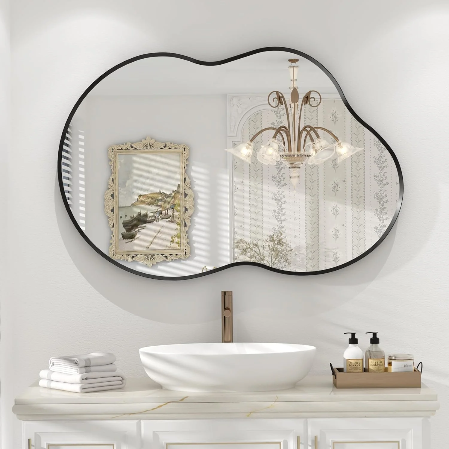 آینه نامنظم 60x90 سانتی‌متری برای حمام