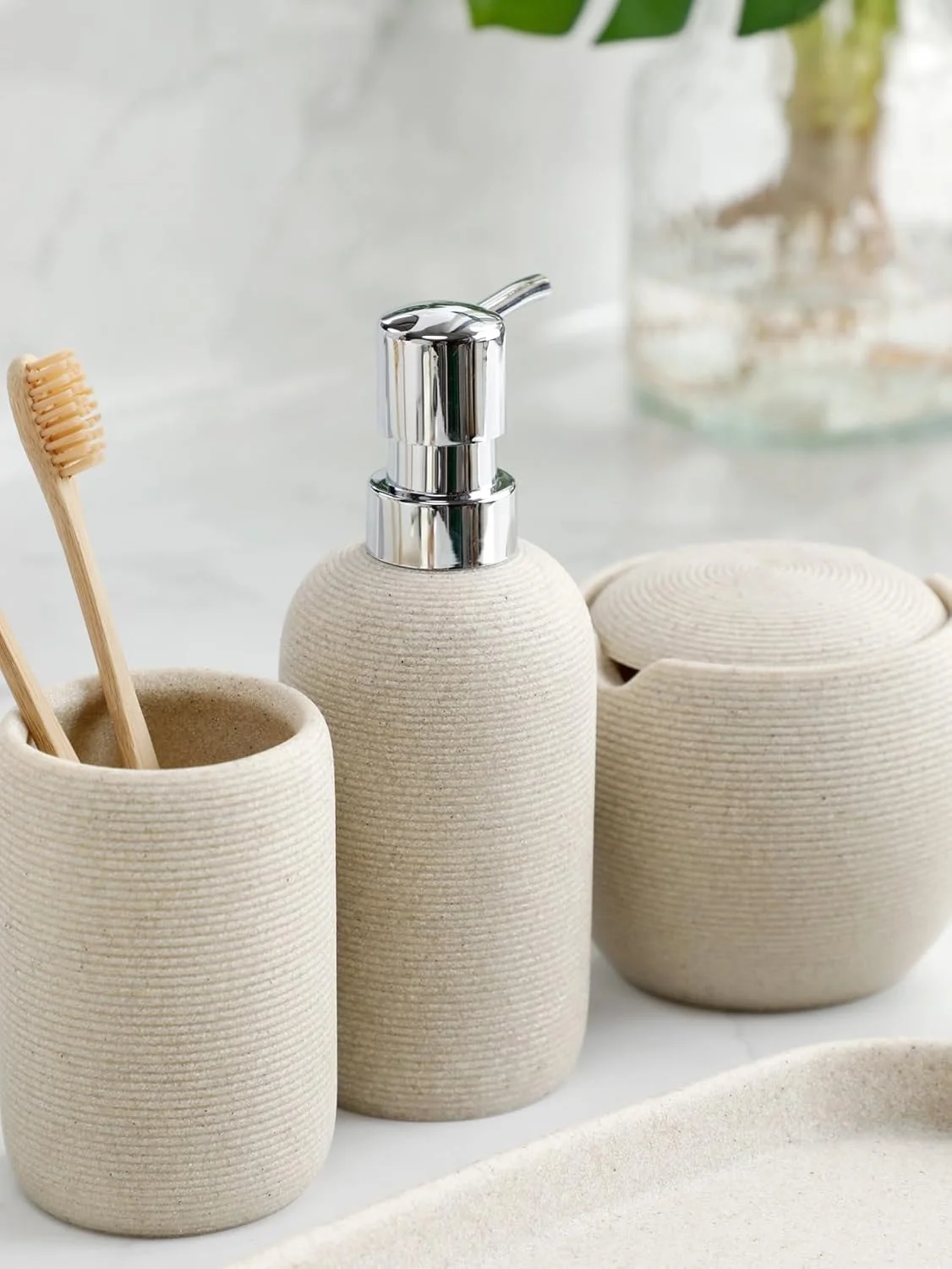 ست لوازم جانبی رزینی حمام، ست لوازم جانبی 5 تکه حمام شامل جا مایع، جای صابون، جا مسواکی، جا گوش پاک کن، دکوراسیون مدرن حمام و لوازم خانگی (زرد)