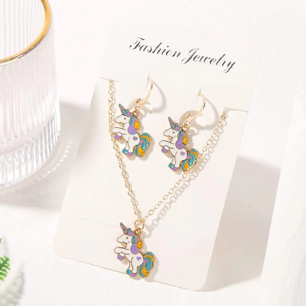 ست زیورآلات شامل گردنبند تکشاخ با روکش طلایی و گوشواره، مناسب دختران و بانوان (چند رنگ) (مدل 2) برند YouBella ست زیورآلات شامل گردنبند تکشاخ با روکش طلایی و گوشواره، مناسب دختران و بانوان (چند رنگ) (مدل 2) برند YouBella