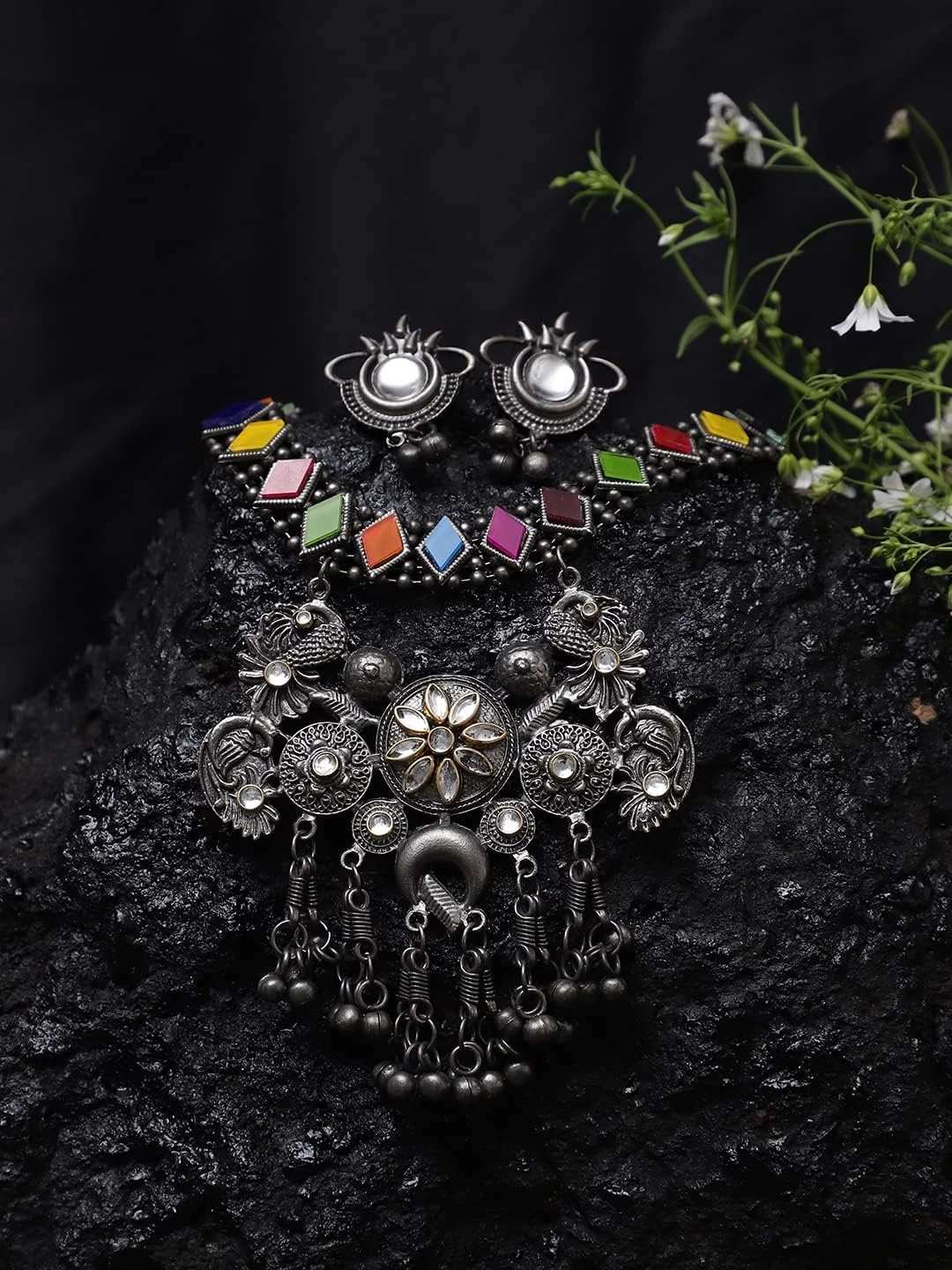 ست گردنبند نقره ای اکسید شده YouBella برای دختران و زنان (چند رنگ) (YBNK_50486)، فری سایز، برنجی، بدون سنگ قیمتی ست گردنبند نقره ای اکسید شده YouBella برای دختران و زنان (چند رنگ) (YBNK_50486)، فری سایز، برنجی، بدون سنگ قیمتی