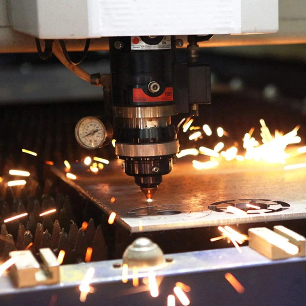 بسته ۱۰ عددی ورق آلومینیومی BENECREAT، ابعاد ۱۳۰x۱۸۰ میلیمتر، با لایه محافظ نقرهای، مناسب ساخت جواهرات و حکاکی دستی، ضخامت ۰.۶ میلیمتر بسته ۱۰ عددی ورق آلومینیومی BENECREAT، ابعاد ۱۳۰x۱۸۰ میلیمتر، با لایه محافظ نقرهای، مناسب ساخت جواهرات و حکاکی دستی، ضخامت ۰.۶ میلیمتر