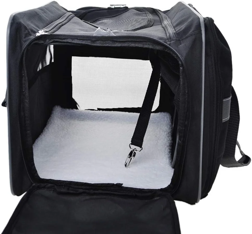 کیف حمل حیوانات خانگی تاشو، مناسب سفر هوایی برای سگ و گربه با زیرانداز پشمی و حمل آسان روی چمدان به همراه جیب برای نگهداری وسایل