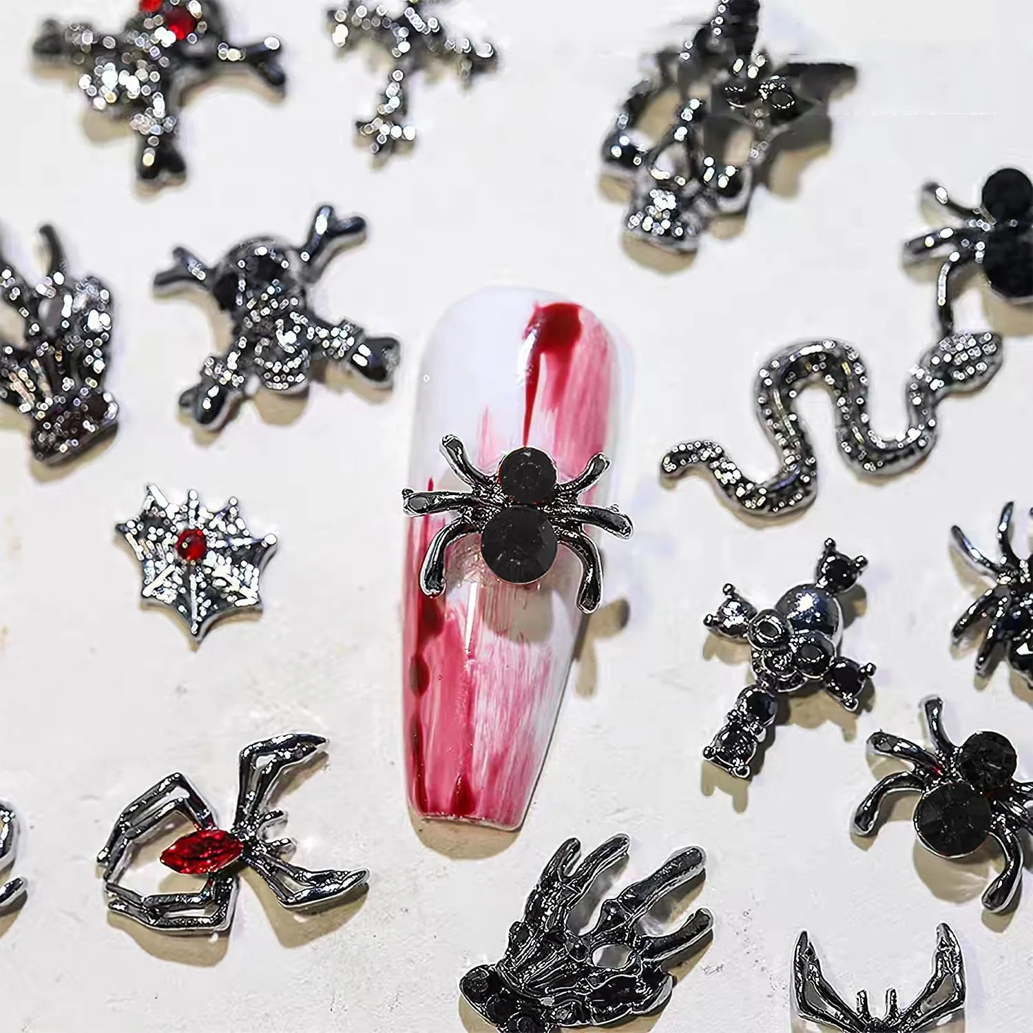 40 عدد آویز ناخن سه بعدی هالووین CHANGAR، آویزهای ناخن آلیاژی پانک وینتیج طرح جمجمه، شبح، خفاش، عنکبوت با نگین های بدلیجات، جواهرات ناخن آلیاژی برای تزئینات هنری ناخن DIY هالووین 40 عدد آویز ناخن سه بعدی هالووین CHANGAR، آویزهای ناخن آلیاژی پانک وینتیج طرح جمجمه، شبح، خفاش، عنکبوت با نگین های بدلیجات، جواهرات ناخن آلیاژی برای تزئینات هنری ناخن DIY هالووین