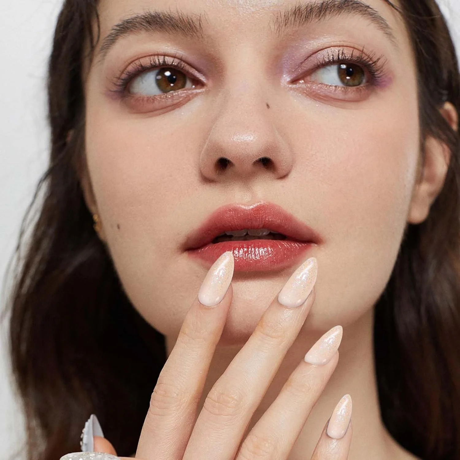 بسته 10 عددی نگین ناخن پروانه ای آلیاژی (5 طلایی، 5 نقره ای) - آویز فلزی پروانه ای طراحی ناخن با نگین های بدلیجات - جواهرات ناخن برای ناخن های ژلی (3)