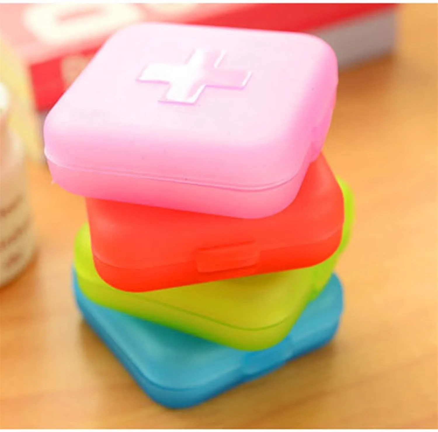 جعبه کوچک نگهدارنده لوازم، جعبه قرص تبلت 4 خانه، جعبه مسافرتی، محفظه نگهداری دارو، جعبه های توزیع پزشکی (سایز: Hortel) جعبه کوچک نگهدارنده لوازم، جعبه قرص تبلت 4 خانه، جعبه مسافرتی، محفظه نگهداری دارو، جعبه های توزیع پزشکی (سایز: Hortel)