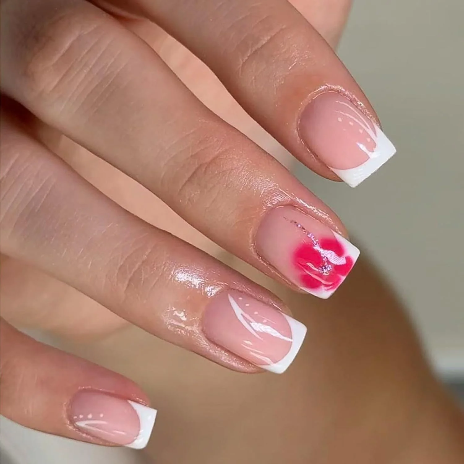 ناخن مصنوعی سفید اکلیلی، 24 عددی، طرح فرانسوی مربعی کوتاه، ناخن های مصنوعی ABS مات با ظاهر طبیعی مناسب استفاده روزانه، ناخن مصنوعی فرانسوی براق ناخن مصنوعی سفید اکلیلی، 24 عددی، طرح فرانسوی مربعی کوتاه، ناخن های مصنوعی ABS مات با ظاهر طبیعی مناسب استفاده روزانه، ناخن مصنوعی فرانسوی براق