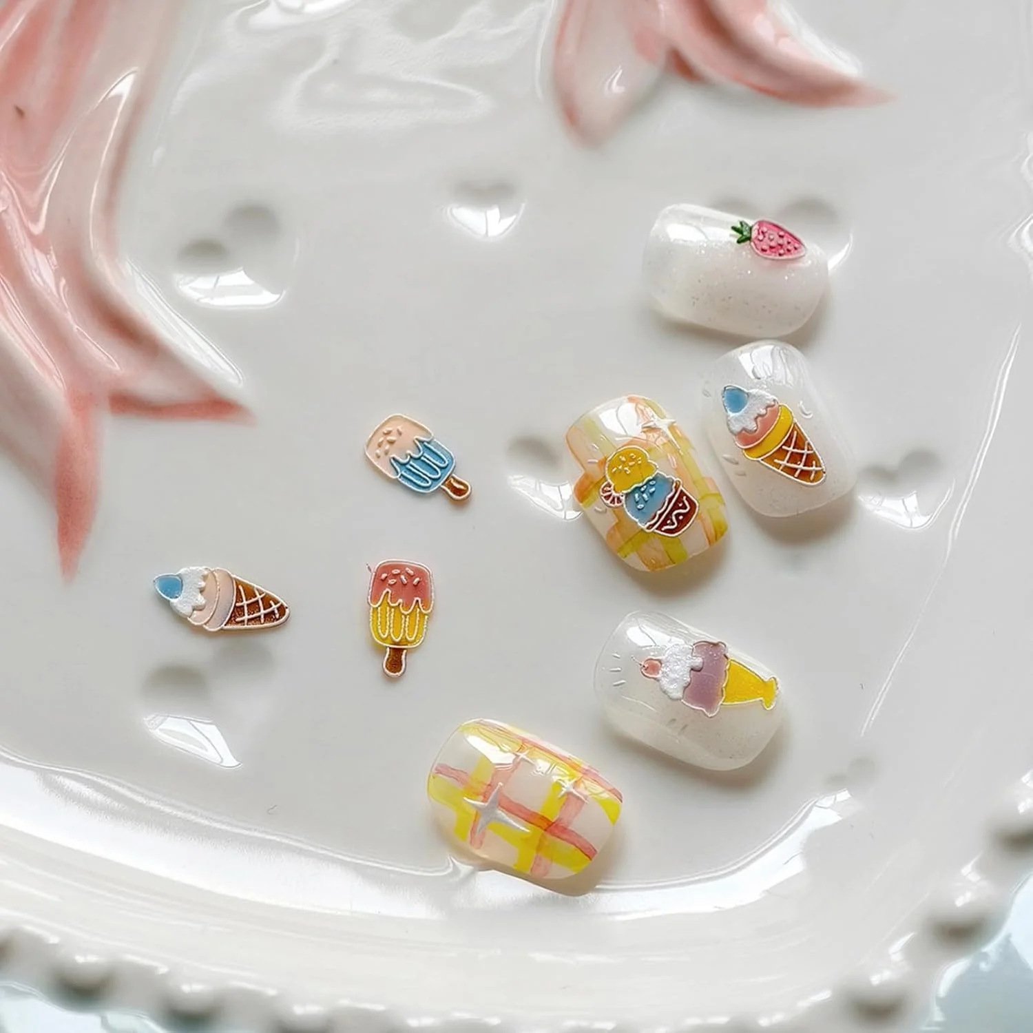 قالب سیلیکونی طراحی ناخن طرح بستنی با جزئیات، ضخامت ۰.۴ سانتی متر، رزین براق برای لوازم جانبی مانیکور، قالب های طراحی ناخن مناسب مبتدیان