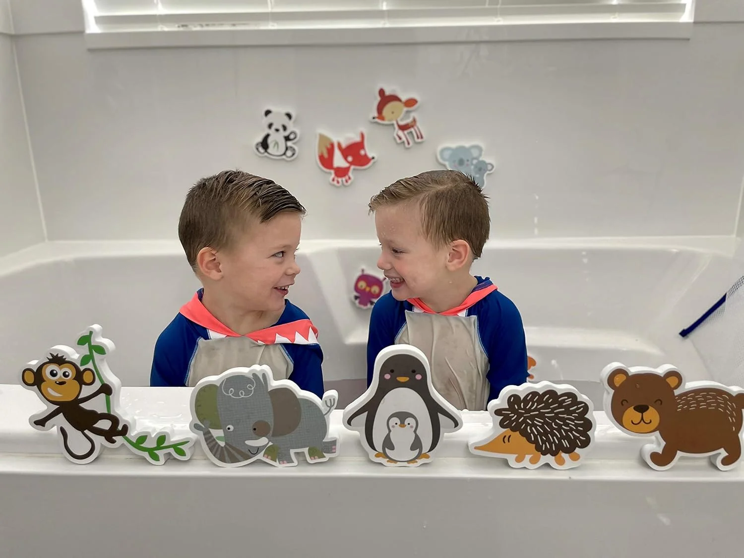 اسباب بازی های حمام حیوانات 3 Bees & Me برای دختران و پسران - حیوانات فومی سرگرم کننده با کیف نگهداری اسباب بازی حمام - ست 18 تکه اسباب بازی حمام کودک برای کودکان نوپا و بچه ها