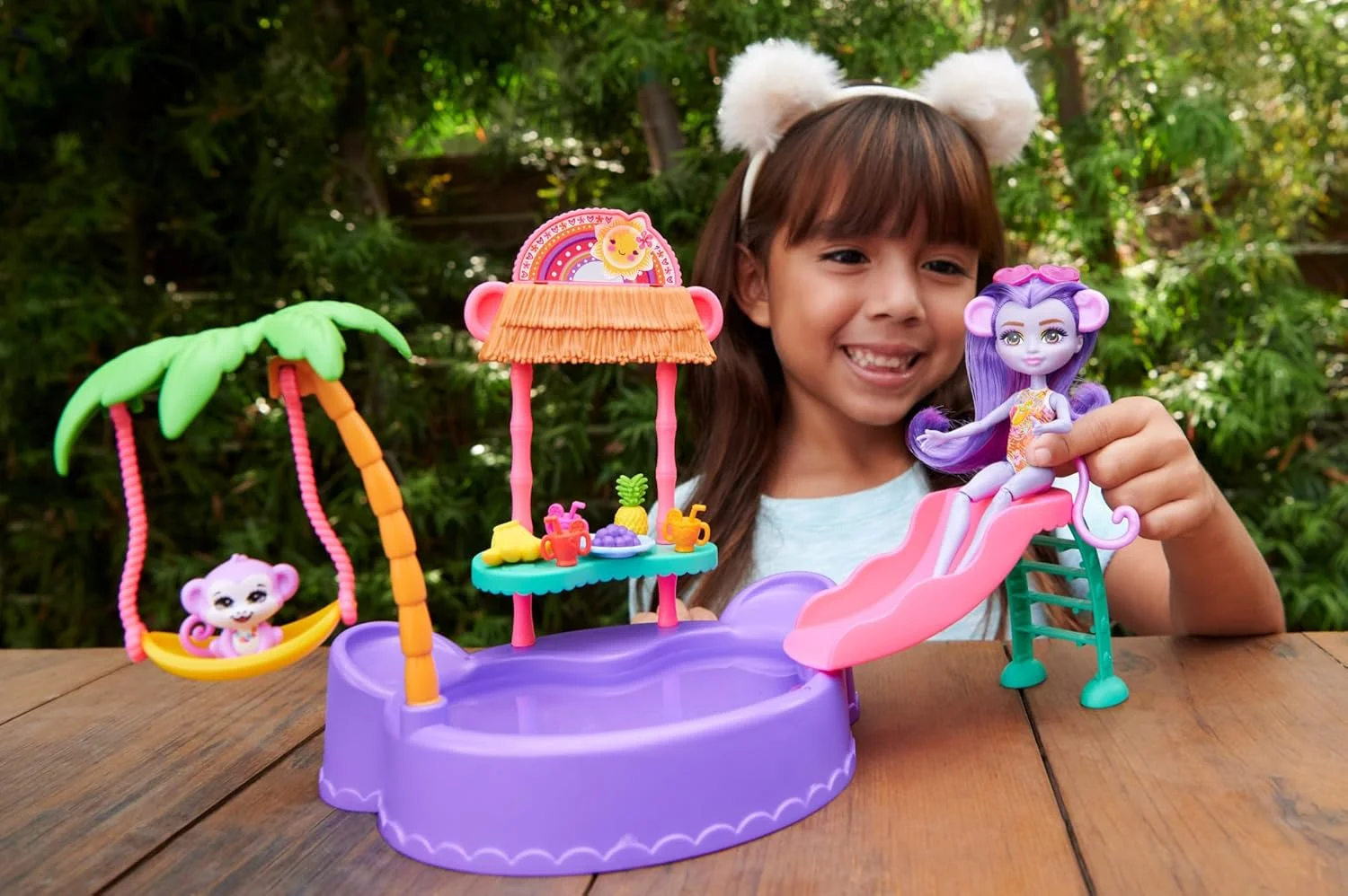 انچنتیمالز - عروسک و لوازم جانبی، مجموعه بازی استخر میمون، عروسک و فیگور بهترین دوست حیوانی، سرسره، تاب و موارد دیگر، هدیه برای کودکان، HTW73