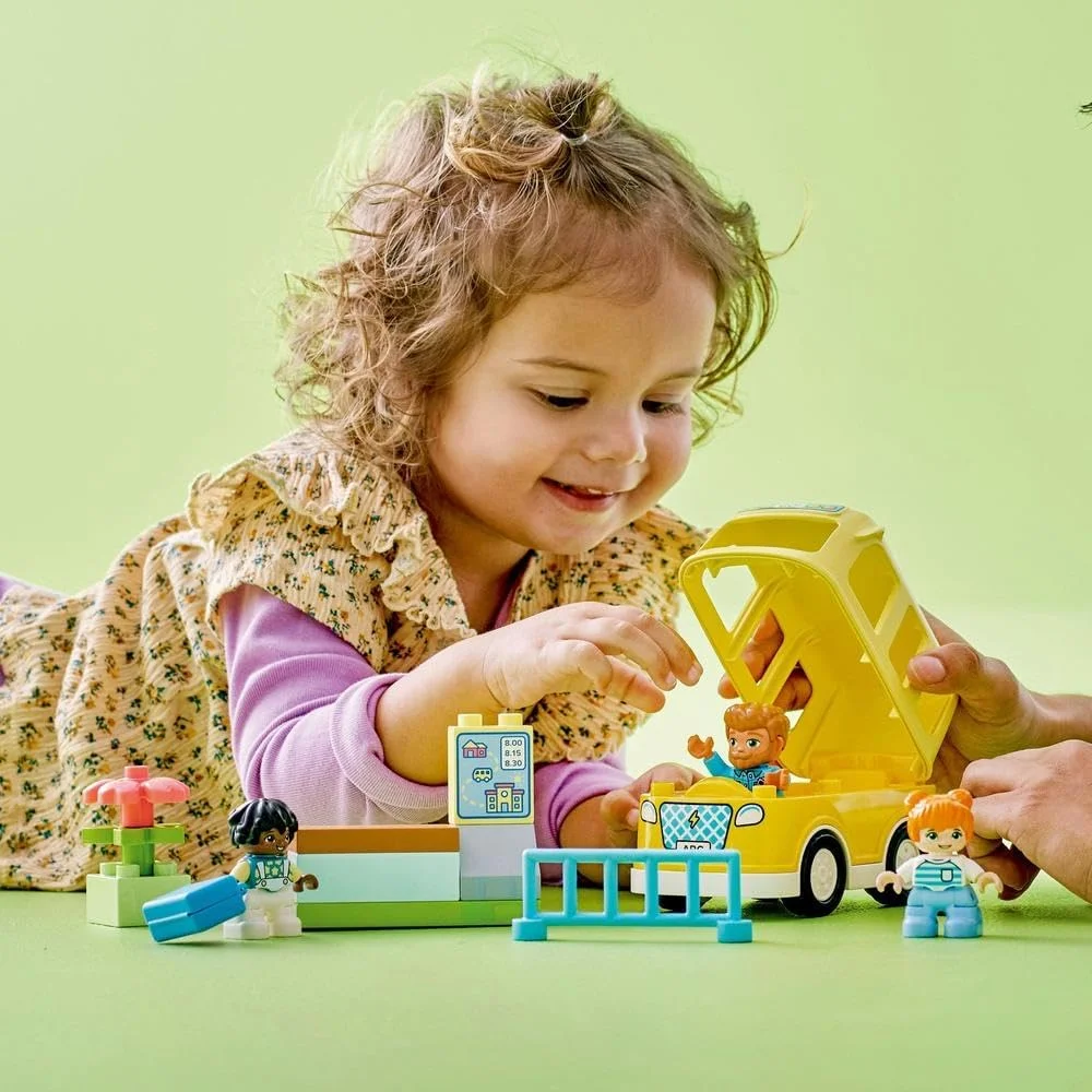 لگو 10988 DUPLO مجموعه سواری با اتوبوس، اسباب بازی آموزشی برای کمک به ساخت مهارت های اجتماعی و حرکتی ظریف، با وسیله نقلیه و فیگورها، هدیه آموزشی پیش دبستانی برای کودکان 2+ ساله، کودکان نوپا، پسران و دختران