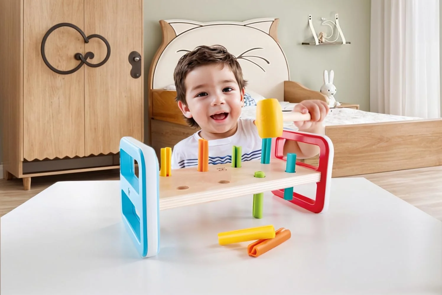 نیمکت کوبیدنی رنگین کمانی Hape به همراه چکش، اسباب بازی چوبی چند رنگ