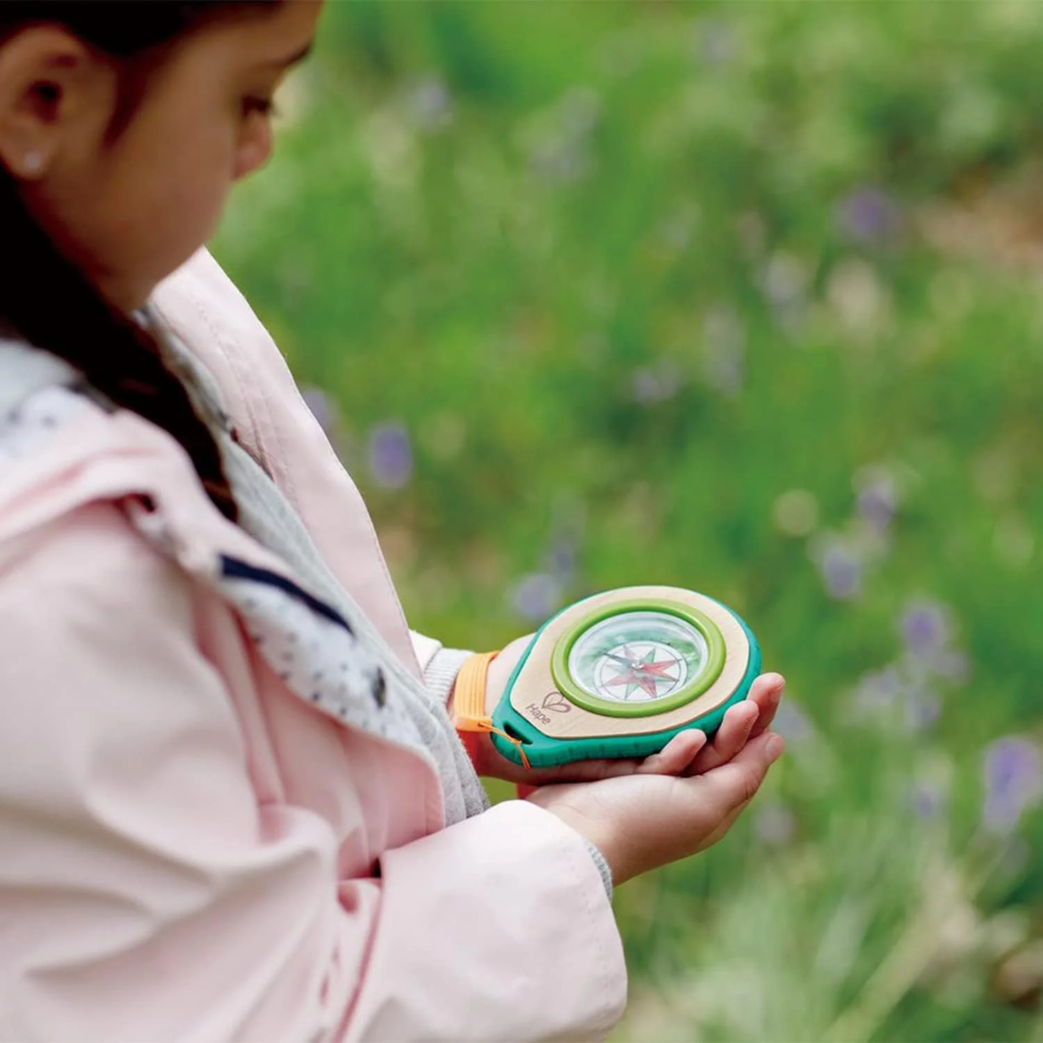 ست کاوشگر بامبو 8 در 1 طبیعت هاپه، مناسب کودکان 4 سال به بالا، شامل چراغ قوه، تلسکوپ، قطب نما، پریسکوپ و ظرف نمونه