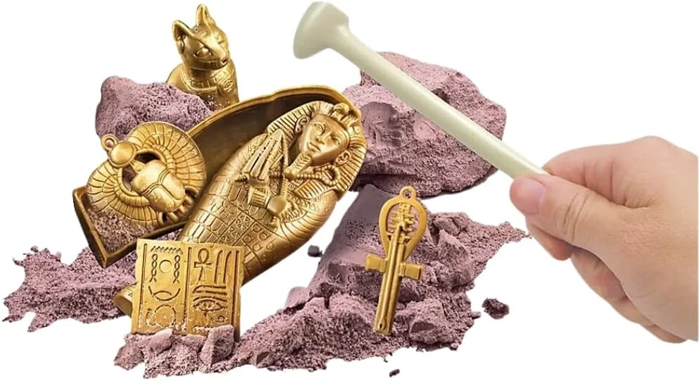 مجموعه کاوش گنجینه های مصر باستان KidzLabs 4M – آثار باستانی مصر را از یک هرم گچی بیرون بیاورید و باستان شناسی را بیاموزید | فعالیت STEM برای کودکان 5 سال به بالا