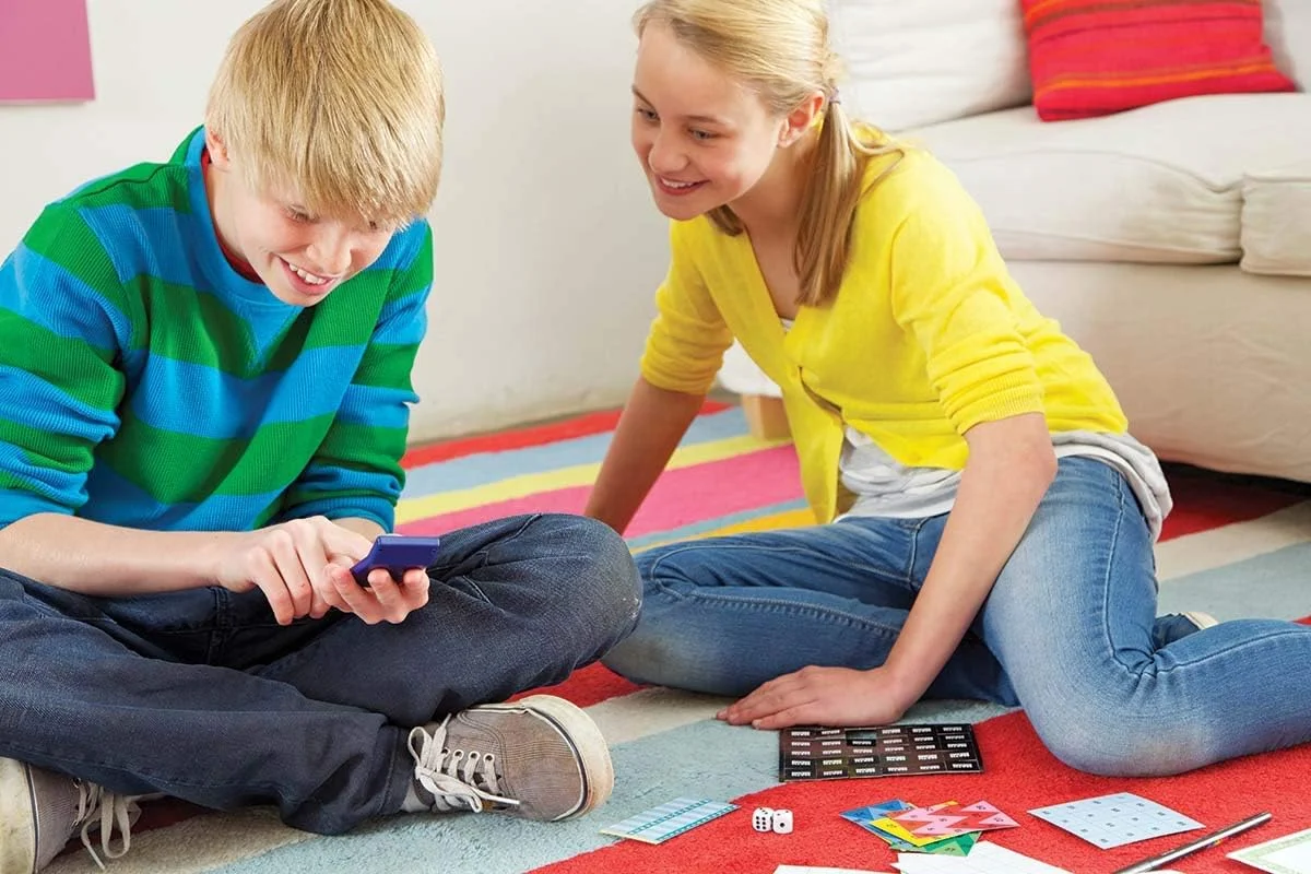 مجموعه پازل ها و بازی های ریاضی جادویی 4M