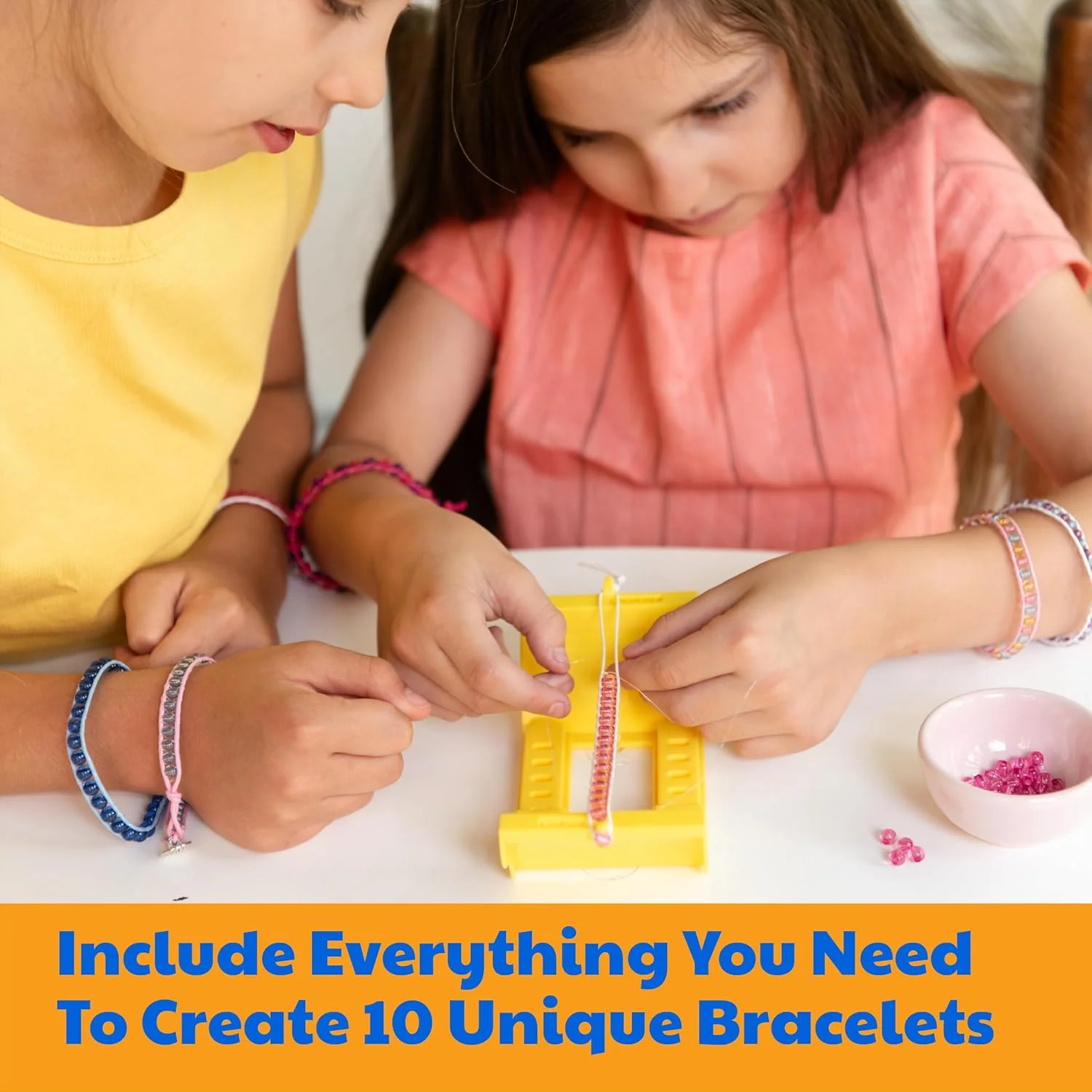 ست ساخت دستبند مهره ای جذاب 4M – طراحی و ساخت جواهرات دستبند مهره ای رنگارنگ برای کودکان 6 سال به بالا | شامل مهره ها، نخ الاستیک، آویزها و دستورالعمل ها | کیت کاردستی مد DIY | 404751 ست ساخت دستبند مهره ای جذاب 4M – طراحی و ساخت جواهرات دستبند مهره ای رنگارنگ برای کودکان 6 سال به بالا | شامل مهره ها، نخ الاستیک، آویزها و دستورالعمل ها | کیت کاردستی مد DIY | 404751