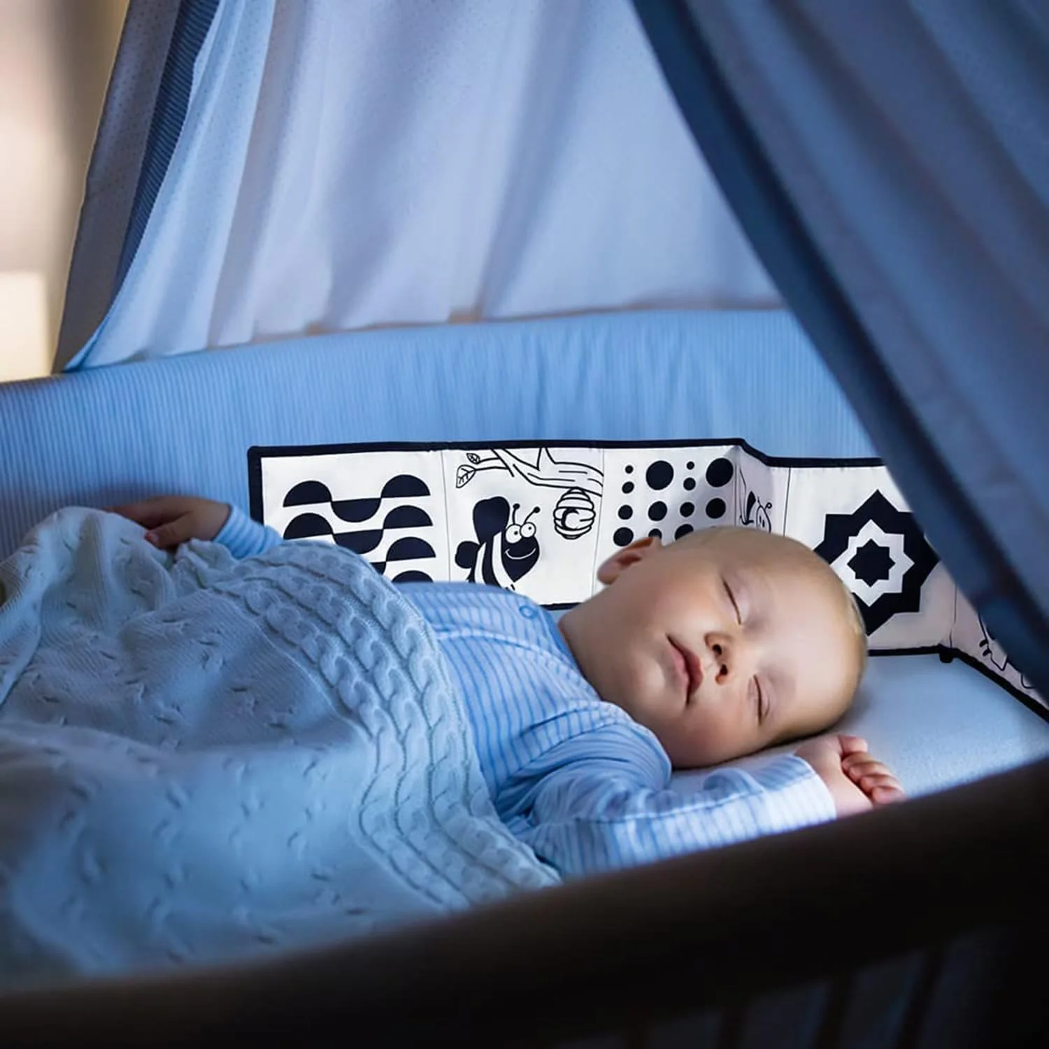 کتاب پارچه ای سیاه و سفید با کنتراست بالا ELECDON برای آموزش اولیه نوزاد، تشک زمان خوابیدن روی شکم، اسباب بازی های مقاوم در برابر پارگی برای نوزادان 0 تا 3 سال کتاب پارچه ای سیاه و سفید با کنتراست بالا ELECDON برای آموزش اولیه نوزاد، تشک زمان خوابیدن روی شکم، اسباب بازی های مقاوم در برابر پارگی برای نوزادان 0 تا 3 سال