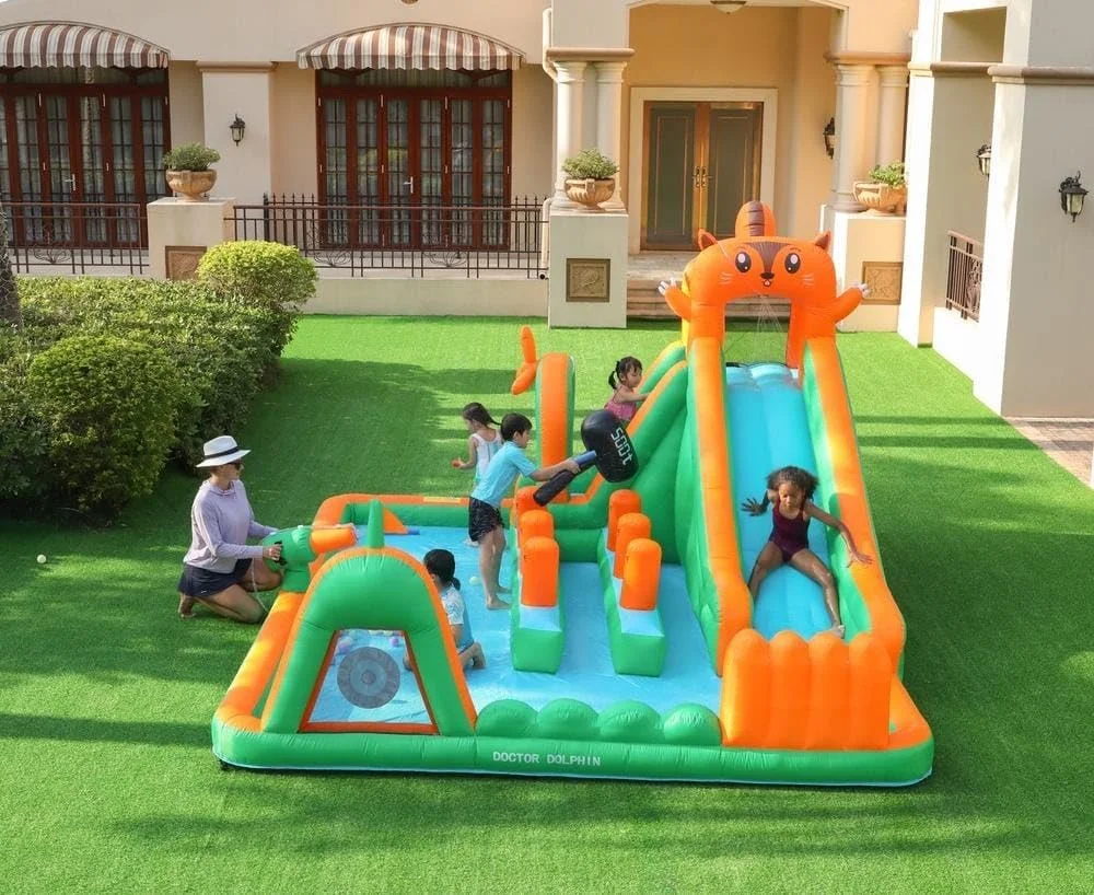 سرسره آبی بادی و قلعه صخره نوردی دکتر دلفین با طرح ببر بلند با توپ آبپاش - پارک آبی بادی بزرگ با استخر، صخره نوردی موانع و طرح جنگلی زیبا