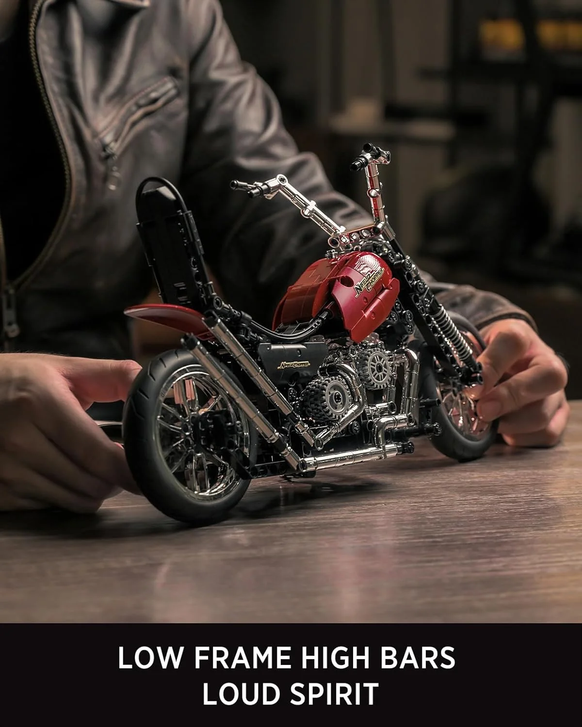 مجموعه ساخت موتورسیکلت Nifeliz Chopper برای بزرگسالان، مدل موتورسیکلت کلاسیک قدیمی برای نمایش، هدیه کلکسیونی برای طرفداران موتورسیکلت (NF10308، 572 قطعه) مجموعه ساخت موتورسیکلت Nifeliz Chopper برای بزرگسالان، مدل موتورسیکلت کلاسیک قدیمی برای نمایش، هدیه کلکسیونی برای طرفداران موتورسیکلت (NF10308، 572 قطعه)