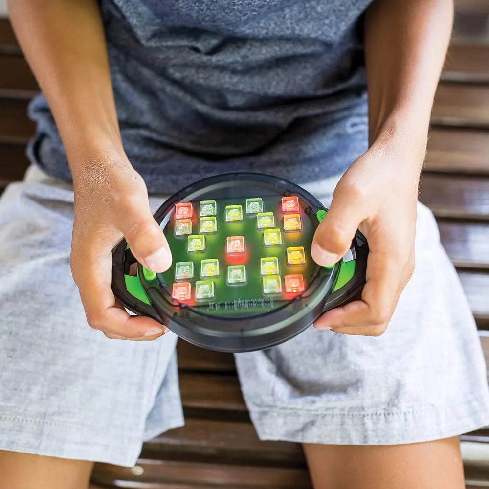 بازی فکری Brainbolt Educational Insights، هدیه ای برای کودکان، نوجوانان و بزرگسالان، بازی تقویت حافظه، مناسب برای سنین 7 تا 107 سال