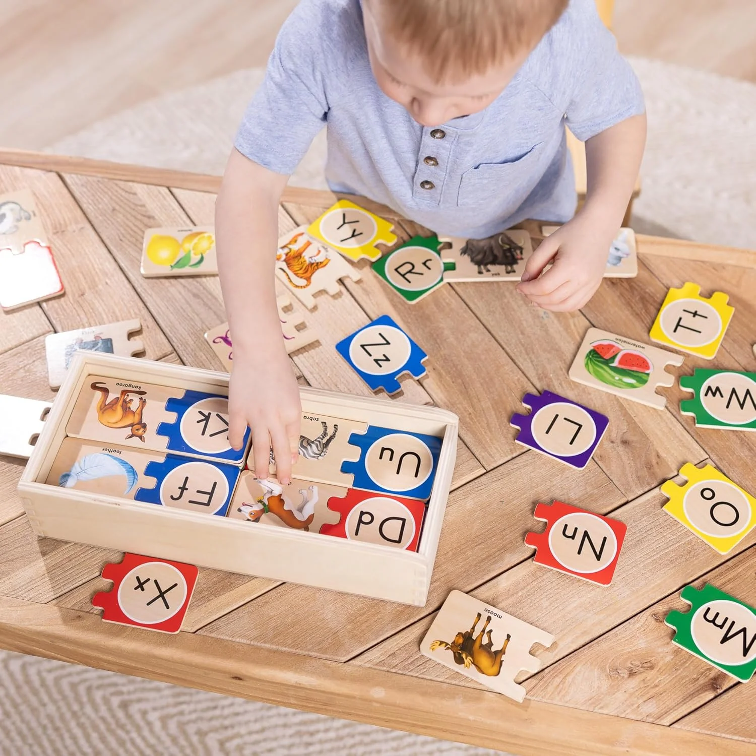 پازل های حروف الفبا خود اصلاح شونده ملیسا و داگ مدل 12541، اسباب بازی آموزشی برای تقویت مهارت های حرکتی، مناسب برای هدیه به دختران و پسران بالای 3 سال، چند رنگ، 7.62 سانتی متر ارتفاع × 34.9 سانتی متر عرض × 14.6 سانتی متر طول