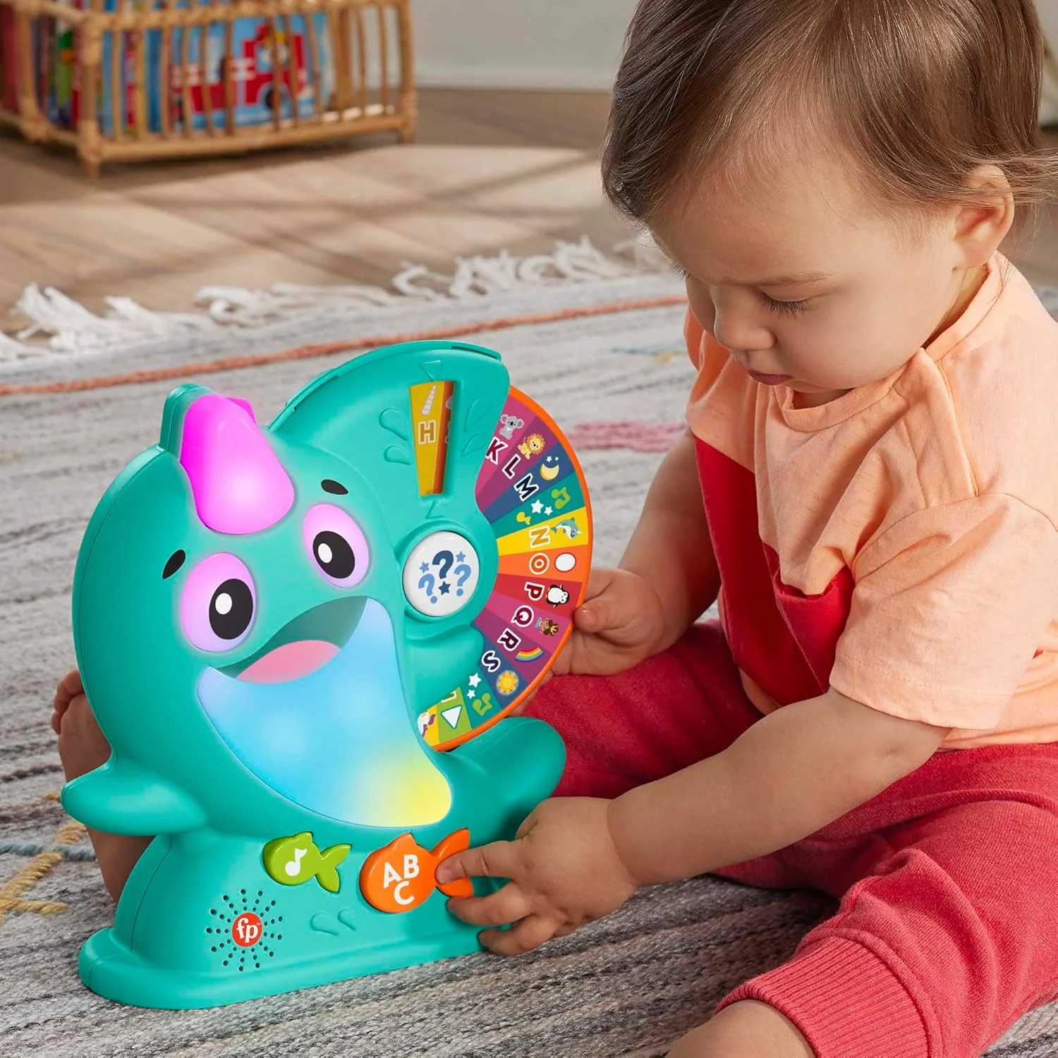 اسباب بازی نهنگ تک شاخ تعاملی FISHER-PRICE - صورت روشن شونده، شاخ، موسیقی، صدا، بازی آموزشی برای کودکان نوپا از 18 ماهگی، 135+ آهنگ، صدا و عبارات، سازگار با BlinkiLinkis، HRC58