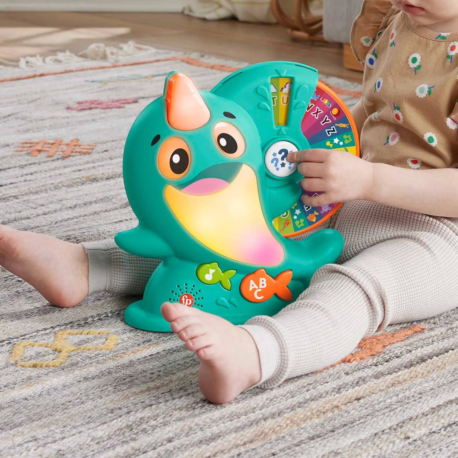 اسباب بازی آموزشی موزیکال Fisher-Price Linkimals برای کودکان نوپا با نورهای تعاملی، موسیقی و بازی های آموزشی، نهنگ تک شاخ (Narwhal) نسخه انگلیسی