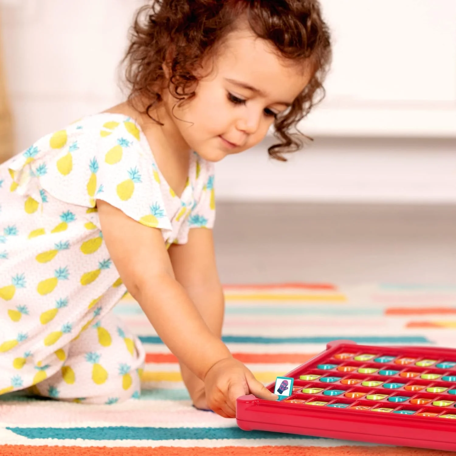 تخته الفبای قایم موشک Battat مناسب برای 3 سال به بالا - چند رنگ، 33 سانتی متر (بزرگ) در 29.5 سانتی متر (عرض) در 3.8 سانتی متر (ارتفاع)