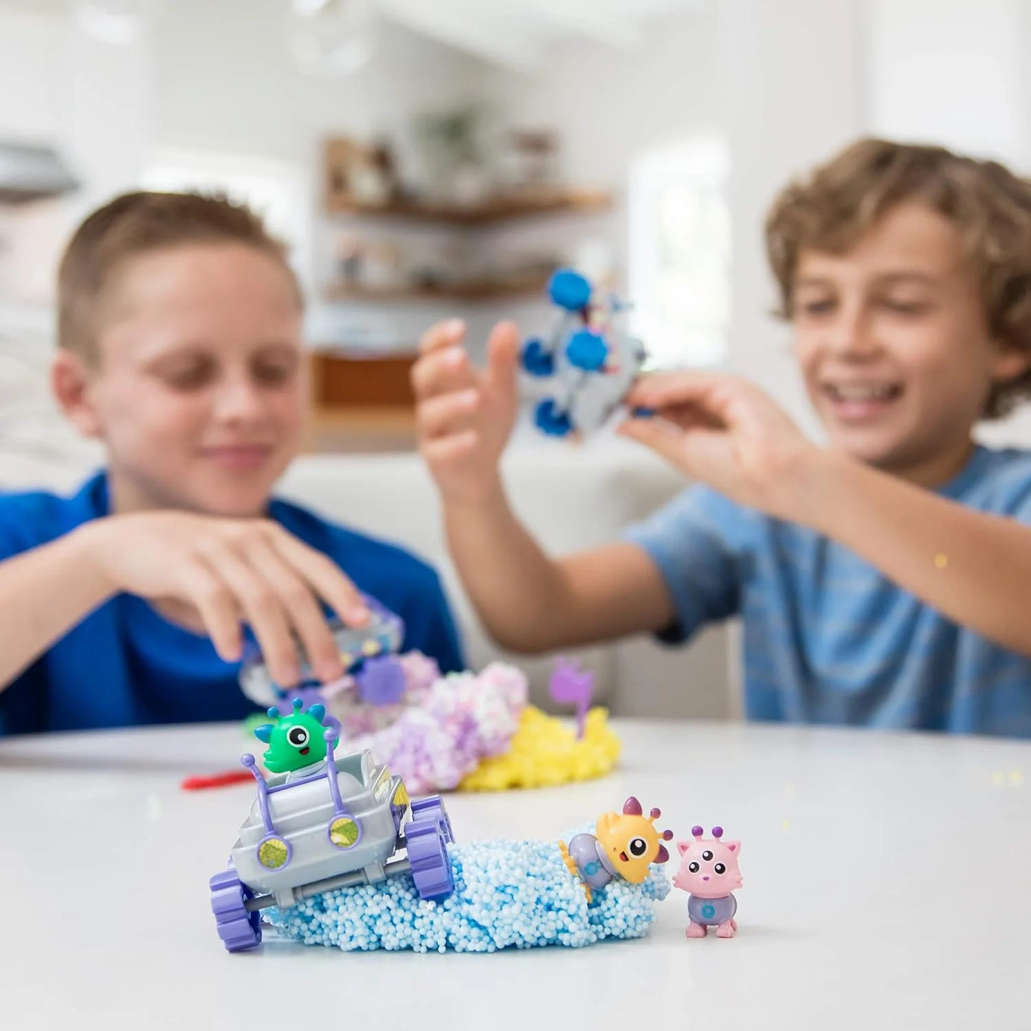 مجموعه کهکشانی Playfoam Pals Space Squad از Educational Insights، شامل 11 سورپرایز، غیر سمی، هرگز خشک نمی شود، مناسب برای 3 سال به بالا