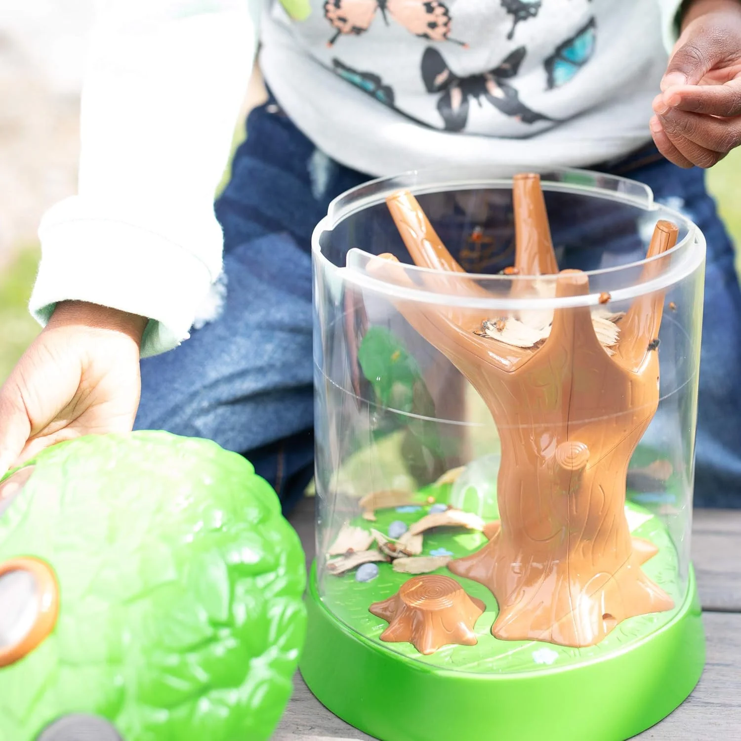 باغچه کفشدوزک GeoSafari Jr. Educational Insights: اسباب بازی های فضای باز برای کودکان 3 سال به بالا، حشره گیر برای کودکان باغچه کفشدوزک GeoSafari Jr. Educational Insights: اسباب بازی های فضای باز برای کودکان 3 سال به بالا، حشره گیر برای کودکان