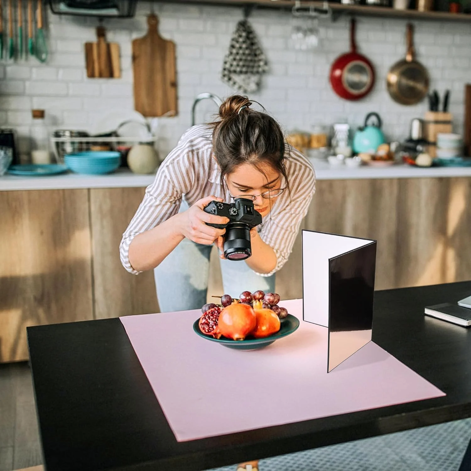 بازتابنده نور اکسفور 3 در 1، دیفیوزر مقوایی عکاسی A4 تاشو برای عکاسی استودیویی، عکاسی از اشیاء بی‌جان، 29 * 21 سانتی‌متر (مشکی/سفید/نقره‌ای)