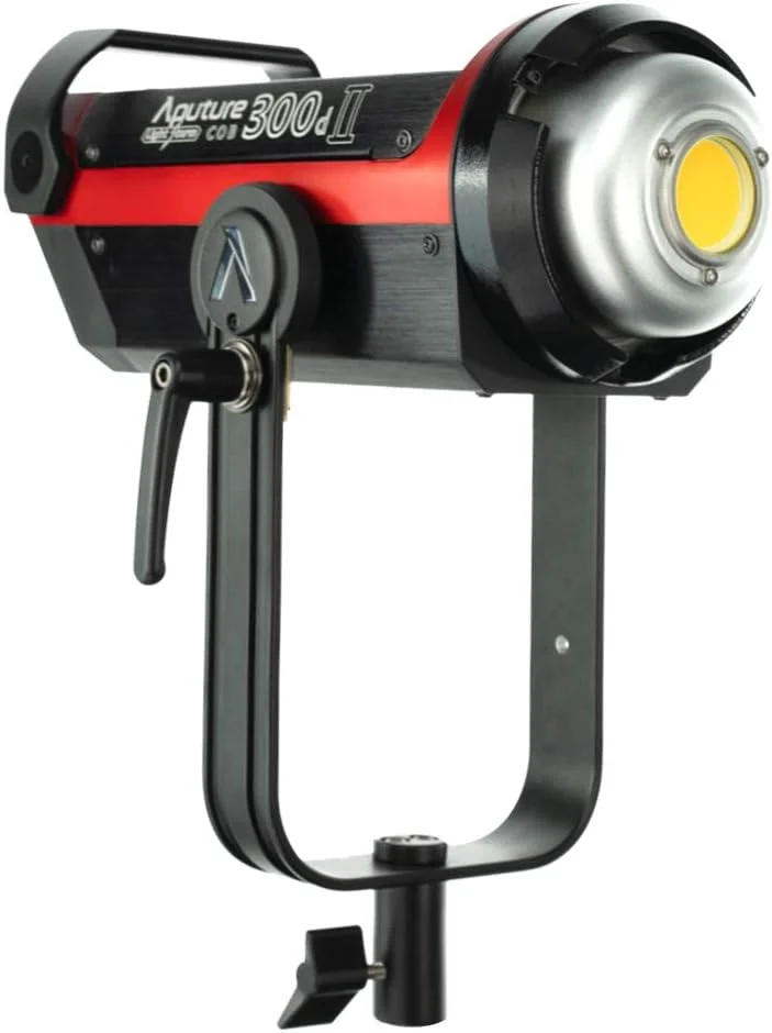 نور پیوسته LED فرسنل Aputure LS COB 300D II، مدل 300D Mark II 5600K، نور روز LED برای عکس، 350 وات، مانت Bowens، CRI96+ TLCI96+ با کنترل از راه دور DMX512 2.4Ghz و کنترل برنامه